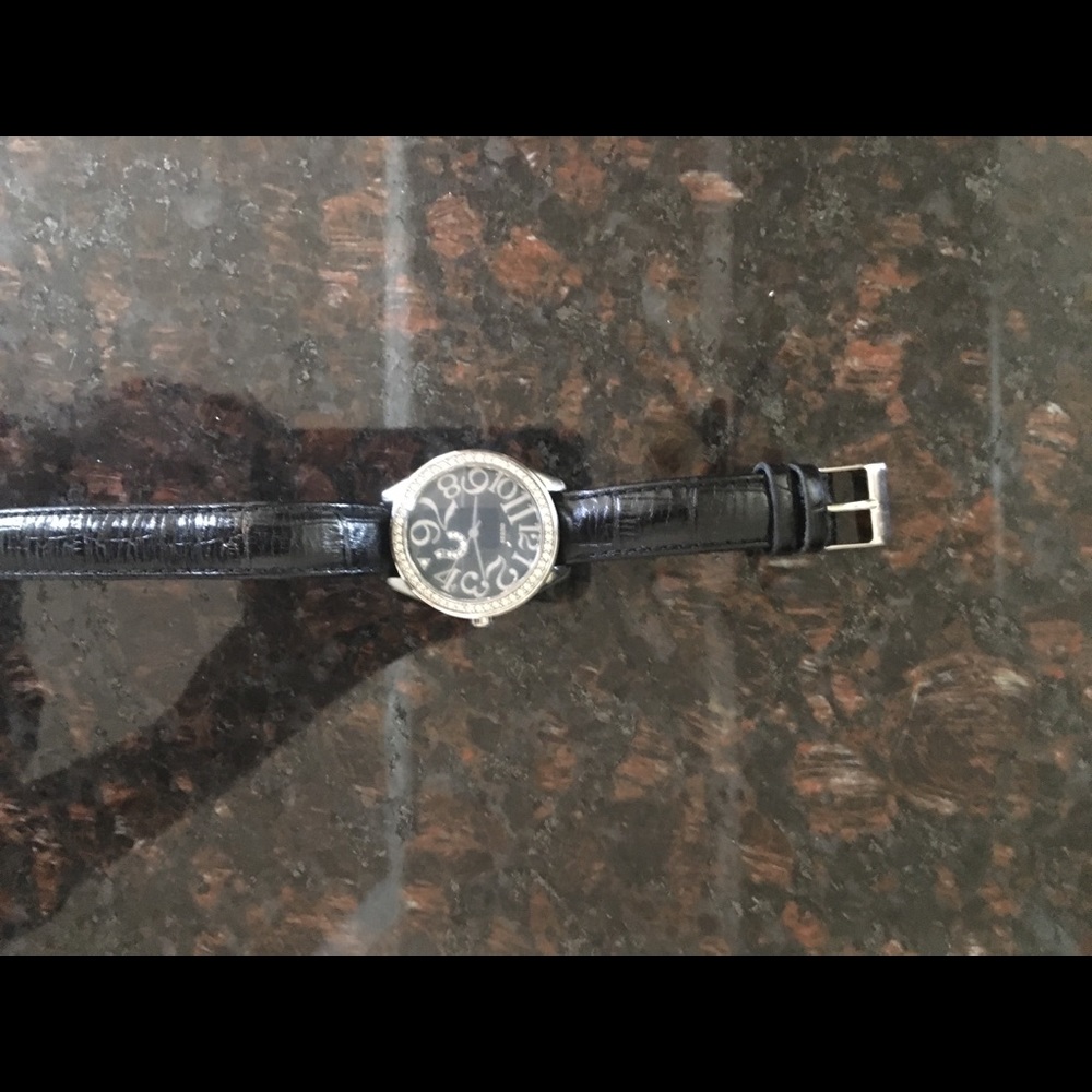 Watch - Picture 2 of 8